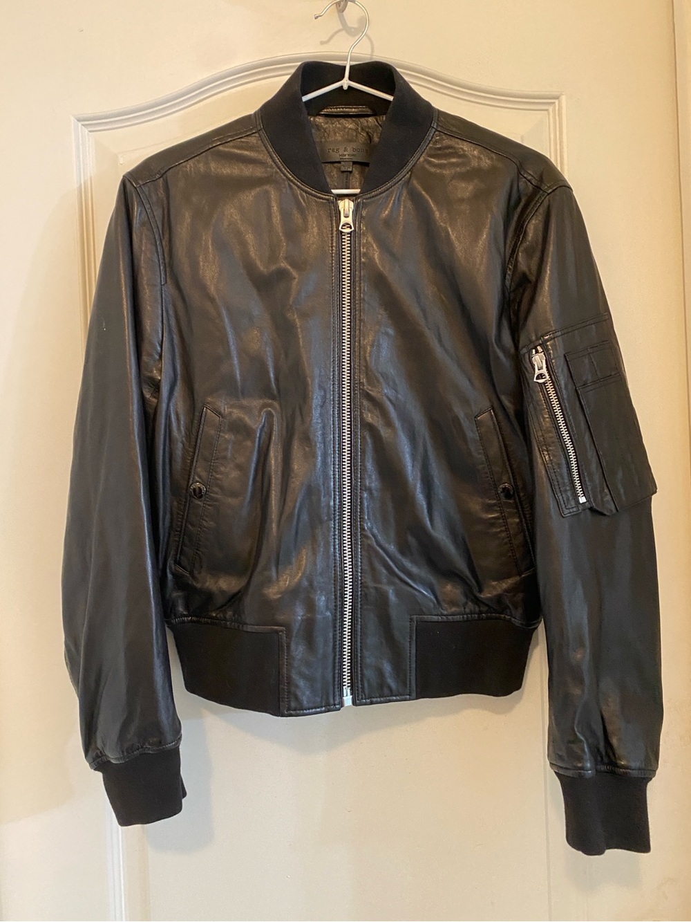 EUC Rag & Bone black lambskin leather bomber jacket XS